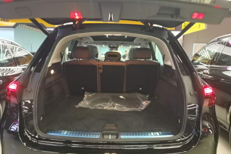 Used Mercedes-Benz GLE 2025 GLE 350 4MATIC Stylish Model Trunk