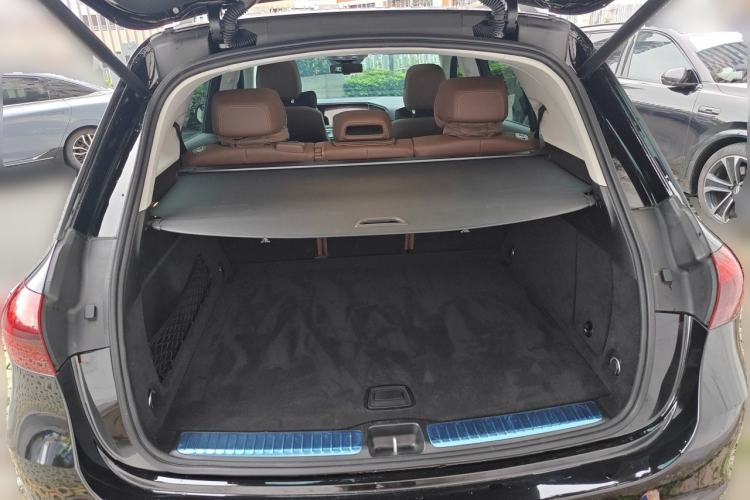 Used Mercedes-Benz GLE 2025 GLE 350 4MATIC Stylish Model Trunk