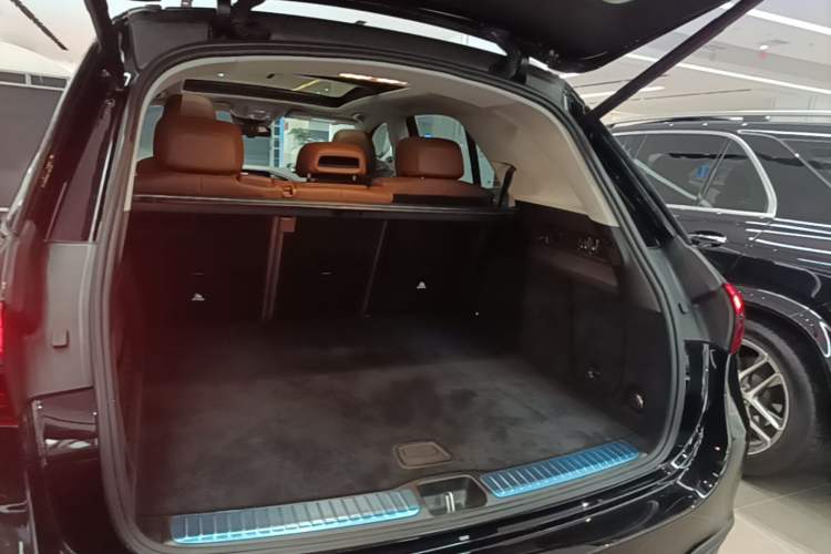 Used Mercedes-Benz GLE 2025 GLE 450 4MATIC Fashion Edition Trunk
