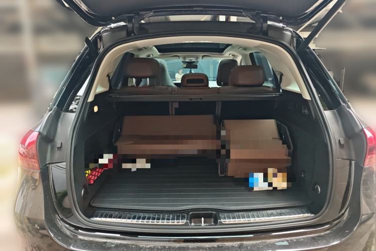 Used Mercedes-Benz GLE 2025 GLE 450 4MATIC Luxury Model Trunk