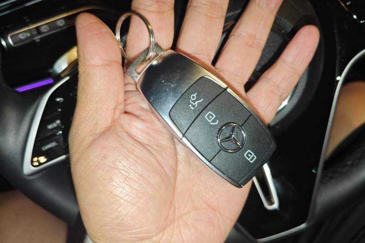 Used Mercedes-Benz GLE 2025 GLE 350 4MATIC Stylish Model Vehicle Key