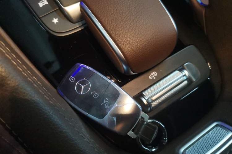 Used Mercedes-Benz GLE 2025 GLE 350 4MATIC Stylish Model Vehicle Key