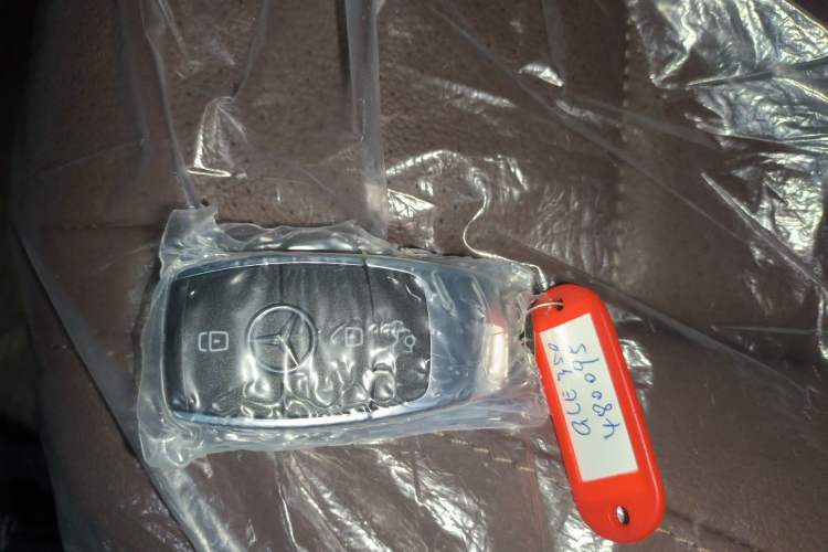 Used Mercedes-Benz GLE 2025-Year Restyled GLE 350 4MATIC Fashion Edition Vehicle Key