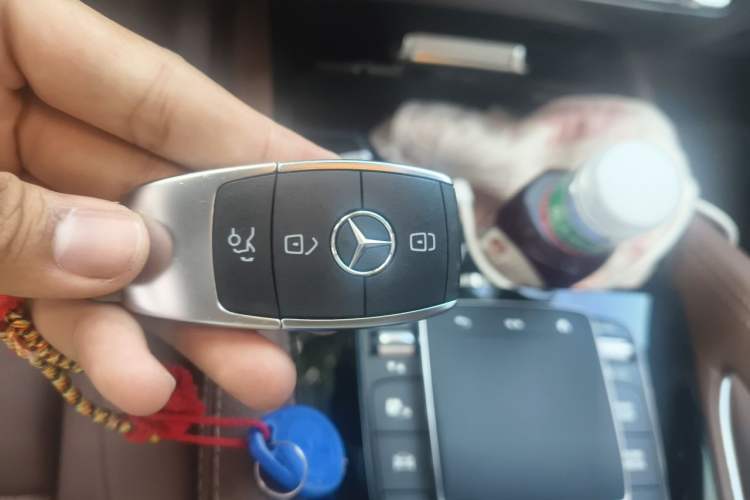 Used Mercedes-Benz GLE 2025 GLE 350 4MATIC Stylish Model Vehicle Key