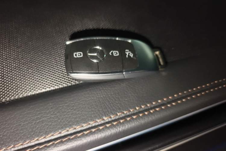 Used Mercedes-Benz GLE 2025-Year Restyled GLE 350 4MATIC Fashion Edition Vehicle Key
