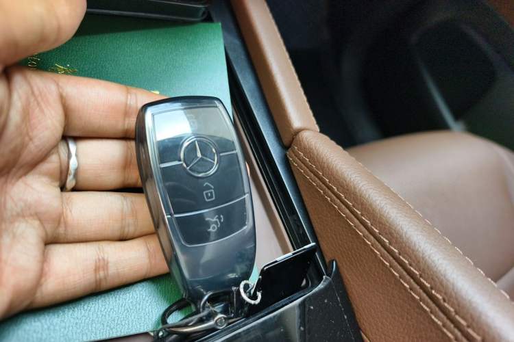 Used Mercedes-Benz GLE 2025-Year Restyled GLE 350 4MATIC Fashion Edition Vehicle Key