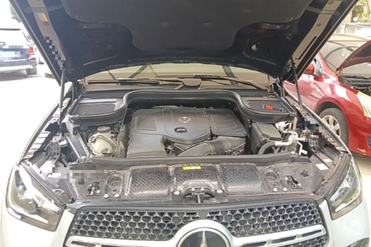 Used Mercedes-Benz GLE 2025 GLE 350 4MATIC Stylish Model Engine Bay