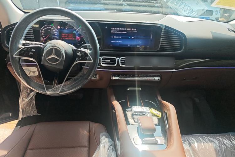 Used Mercedes-Benz GLE 2026 Model GLE 350 4MATIC Fashion Version Center Console