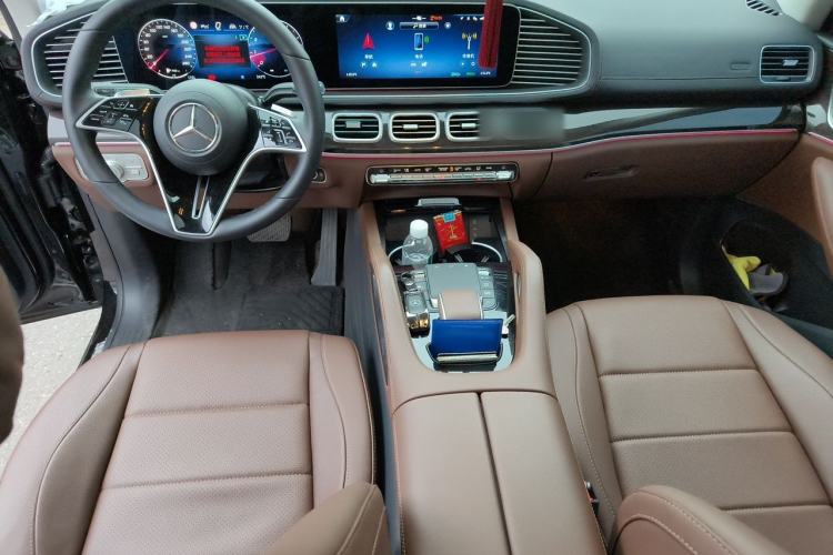 Used Mercedes-Benz GLE 2026 GLE 350 4MATIC Dynamic Model Center Console