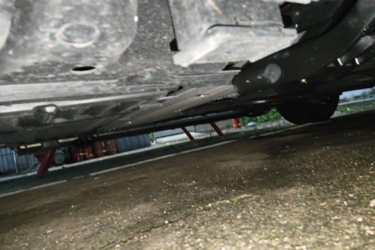 Used Mercedes-Benz GLE 2026 GLE 350 4MATIC Dynamic Model Chassis Front Left