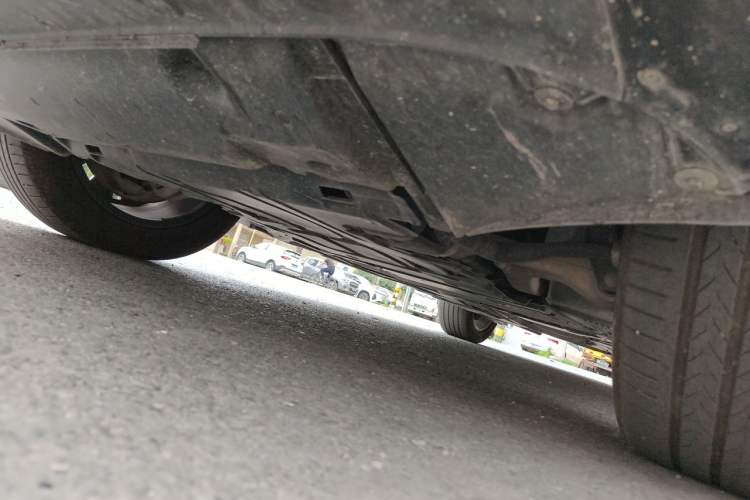 Used Mercedes-Benz GLE 2026 GLE 350 4MATIC Dynamic Model Chassis Front Left