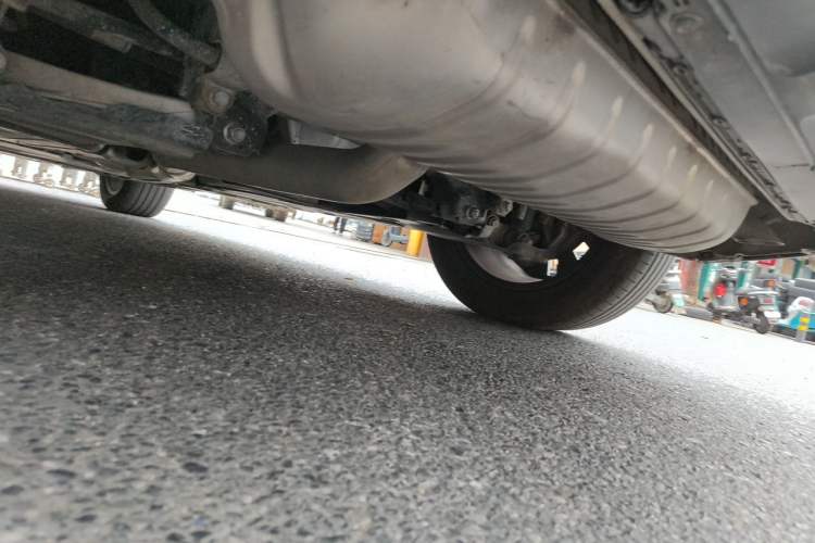 Used Mercedes-Benz GLE 2026 GLE 350 4MATIC Dynamic Model Chassis Rear Left