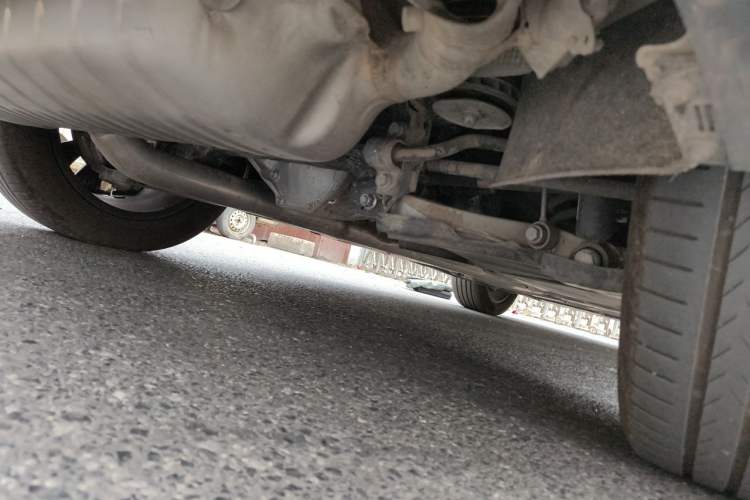 Used Mercedes-Benz GLE 2026 GLE 350 4MATIC Dynamic Model Chassis Rear Right