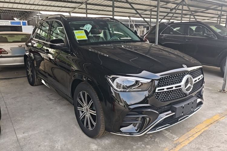 Used Mercedes-Benz GLE 2026 Model GLE 350 4MATIC Fashion Version Front Right 45 Deg