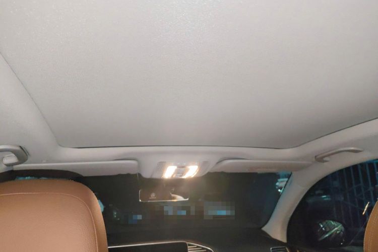 Used Mercedes-Benz GLE 2026 GLE 350 4MATIC Dynamic Model Headliner