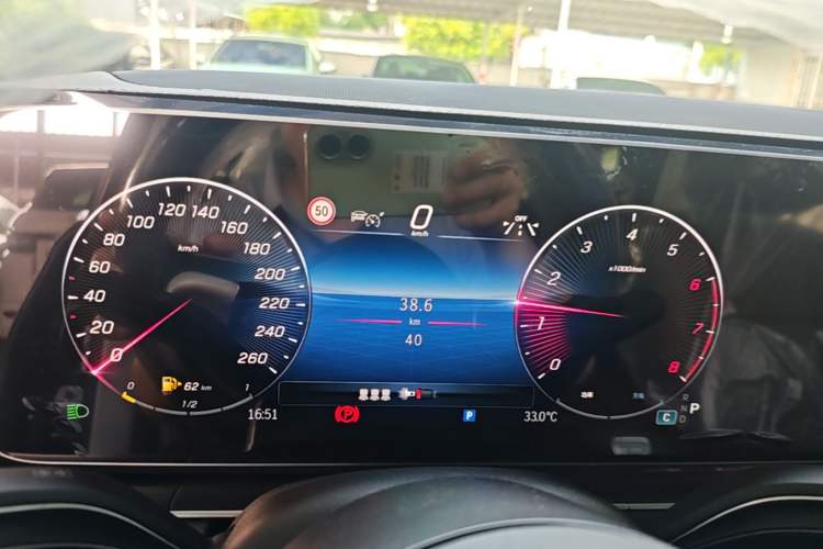 Used Mercedes-Benz GLE 2026 Model GLE 350 4MATIC Fashion Version Instrument Cluster