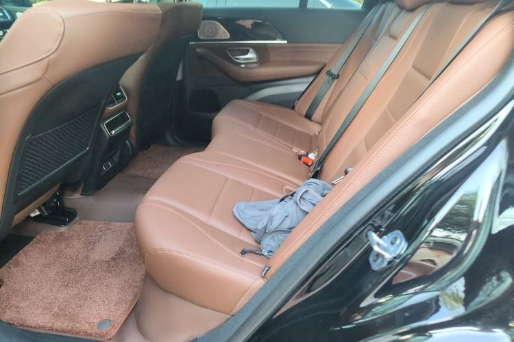 Used Mercedes-Benz GLE 2026 GLE 350 4MATIC Dynamic Model Left Rear Seat