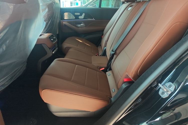 Used Mercedes-Benz GLE 2026 Model GLE 350 4MATIC Fashion Version Left Rear Seat