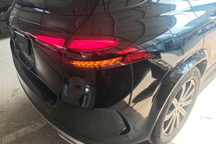 Used Mercedes-Benz GLE 2026 Model GLE 350 4MATIC Fashion Version Right Rear Taillight