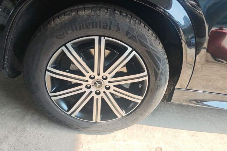 Used Mercedes-Benz GLE 2026 Model GLE 350 4MATIC Fashion Version Right Rear Wheel Hub