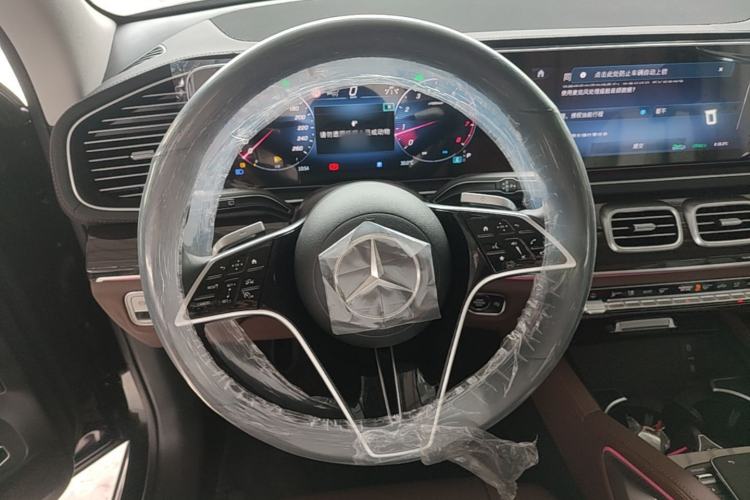 Used Mercedes-Benz GLE 2026 GLE 350 4MATIC Dynamic Model Steering Wheel
