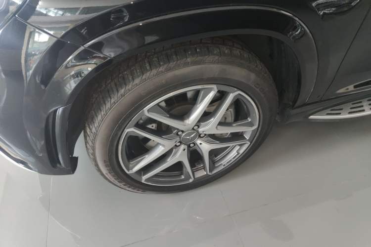 Used Mercedes-Benz GLE AMG 2022 AMG GLE 53 4MATIC+ Left Front Wheel Hub
