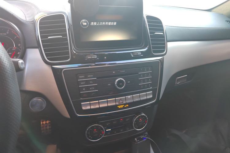 Used Mercedes-Benz GLE AMG 2015 AMG GLE 63 4MATIC Audio And AC Panel