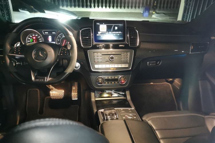 Used Mercedes-Benz GLE AMG 2015 AMG GLE 63 4MATIC Center Console
