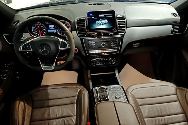 Used Mercedes-Benz GLE AMG 2015 AMG GLE 63 4MATIC Center Console