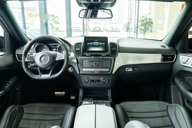 Used Mercedes-Benz GLE AMG 2015 AMG GLE 63 4MATIC Center Console