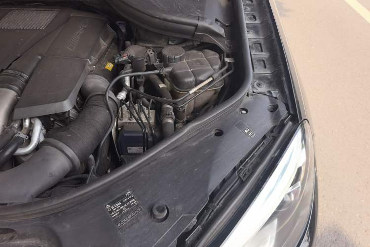 Used Mercedes-Benz GLE AMG 2015 AMG GLE 63 S 4MATIC Engine Bay Left