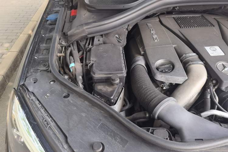 Used Mercedes-Benz GLE AMG 2015 AMG GLE 63 S 4MATIC Engine Bay Right