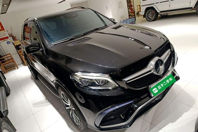 Used Mercedes-Benz GLE AMG 2015 AMG GLE 63 4MATIC Exterior 1