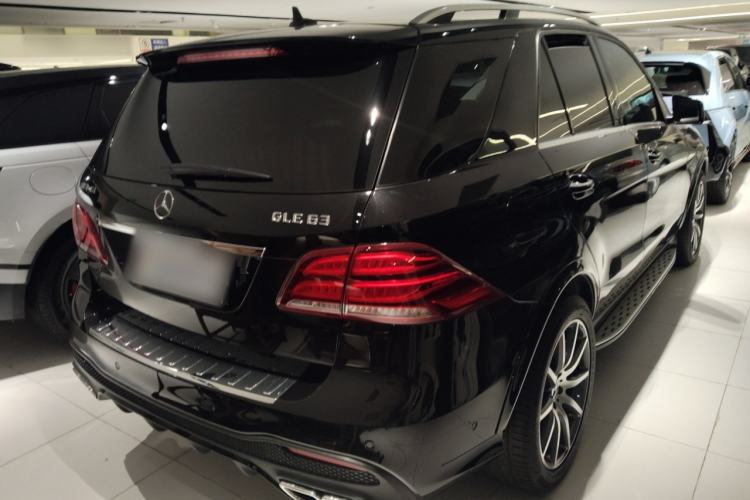 Used Mercedes-Benz GLE AMG 2015 AMG GLE 63 4MATIC Exterior 5