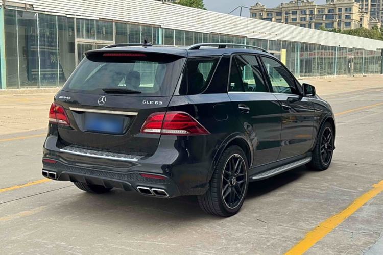 Used Mercedes-Benz GLE AMG 2015 AMG GLE 63 4MATIC Exterior 5