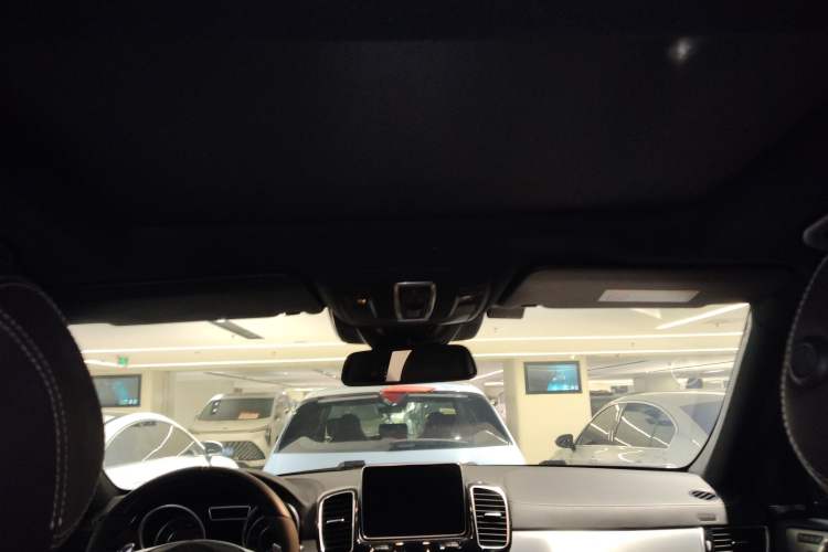 Used Mercedes-Benz GLE AMG 2015 AMG GLE 63 4MATIC Headliner