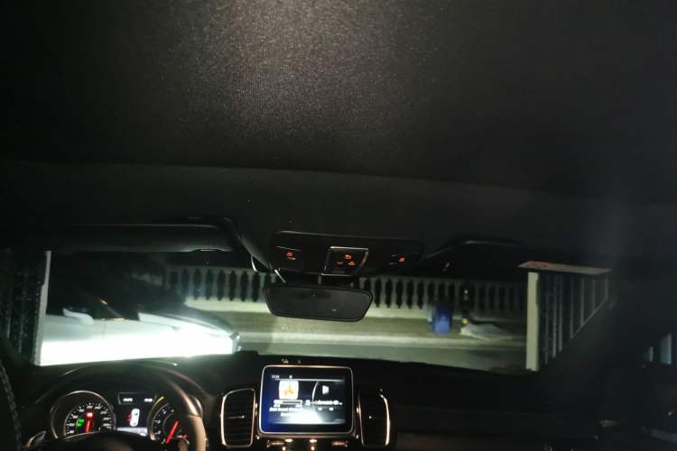 Used Mercedes-Benz GLE AMG 2015 AMG GLE 63 4MATIC Headliner