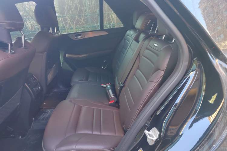 Used Mercedes-Benz GLE AMG 2015 AMG GLE 63 4MATIC Left Rear Seat