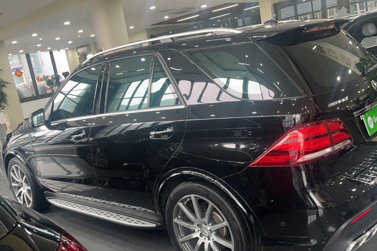 Used Mercedes-Benz GLE AMG 2015 AMG GLE 63 4MATIC Left Side