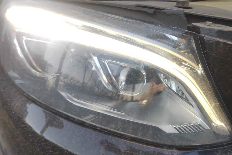 Used Mercedes-Benz GLE AMG 2015 AMG GLE 63 4MATIC Right Front Headlight