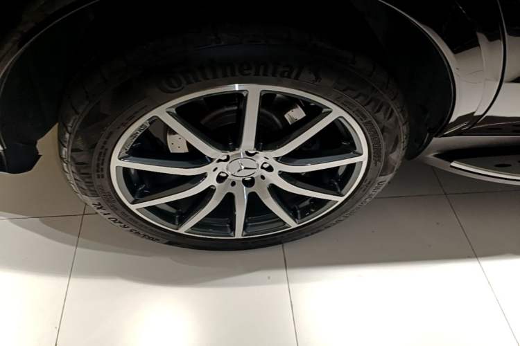 Used Mercedes-Benz GLE AMG 2015 AMG GLE 63 4MATIC Right Rear Wheel Hub