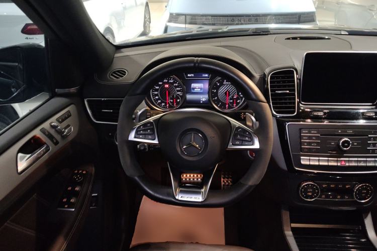 Used Mercedes-Benz GLE AMG 2015 AMG GLE 63 4MATIC Steering Wheel