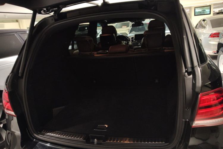 Used Mercedes-Benz GLE AMG 2015 AMG GLE 63 4MATIC Trunk