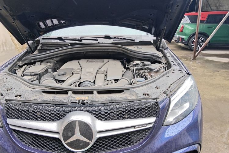 Used Mercedes-Benz GLE AMG 2015 AMG GLE 63 4MATIC Engine Bay Left