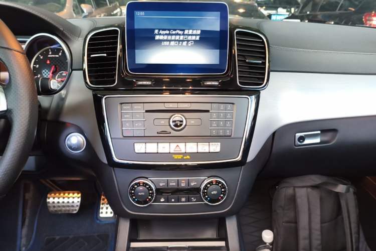 Used Mercedes-Benz GLE AMG 2017 AMG GLE 43 4MATIC Audio And AC Panel
