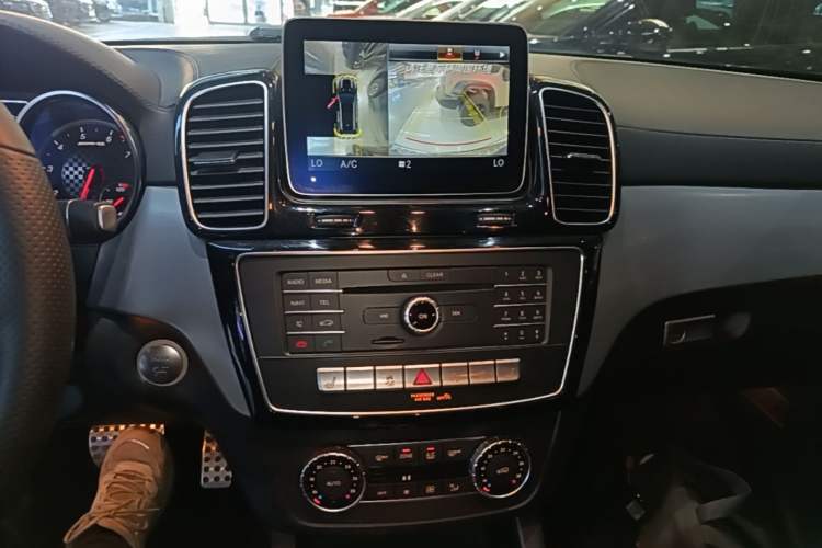 Used Mercedes-Benz GLE AMG 2017 AMG GLE 43 4MATIC Audio And AC Panel