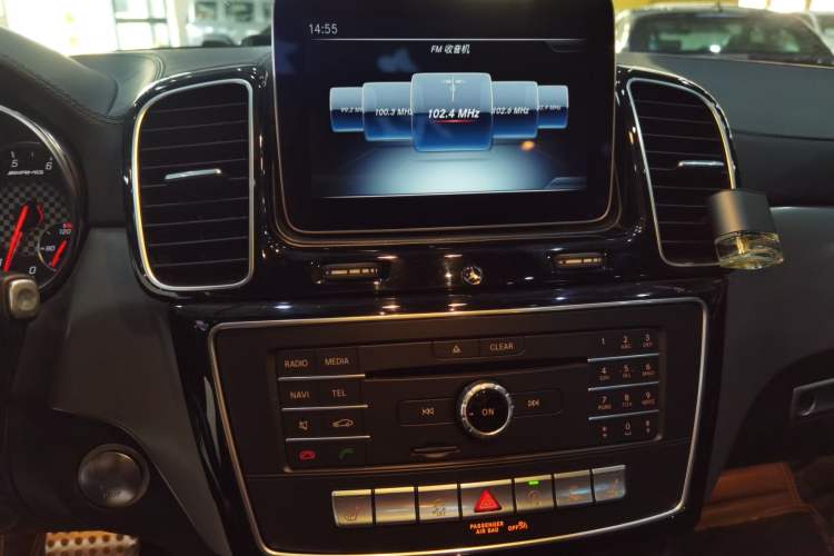 Used Mercedes-Benz GLE AMG 2017 AMG GLE 43 4MATIC Audio And AC Panel
