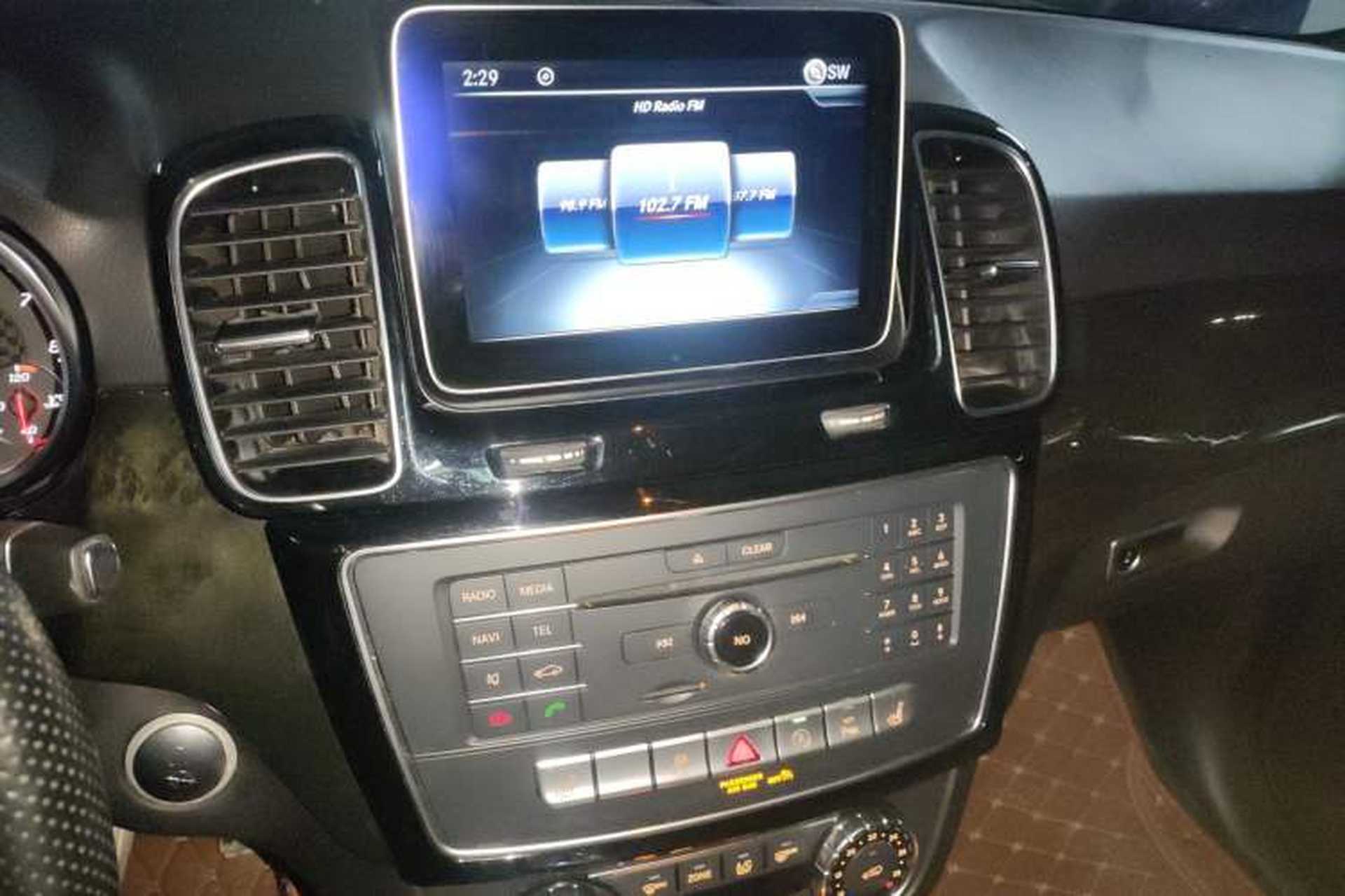 Used Mercedes-Benz GLE AMG 2017 AMG GLE 43 4MATIC Audio And AC Panel