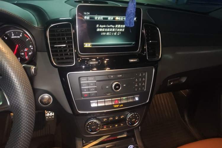 Used Mercedes-Benz GLE AMG 2017 AMG GLE 43 4MATIC Audio And AC Panel