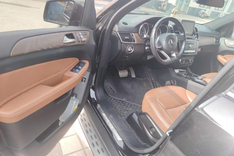 Used Mercedes-Benz GLE AMG 2017 AMG GLE 43 4MATIC Driver Seat